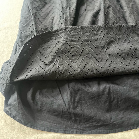 NWT GAP Maternity Black Eyelet Mini Dress Size Medium - Picture 8 of 9